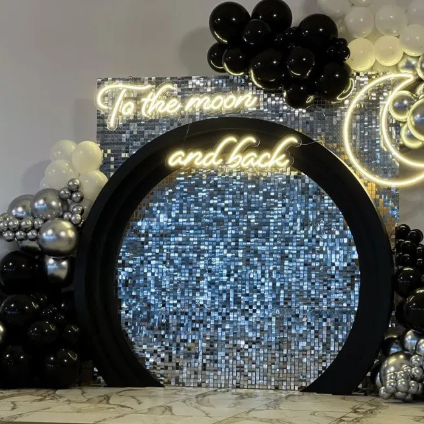 Dekorativni 3D portal P4 – Krog z LED osvetlitvijo in zadnjo steno