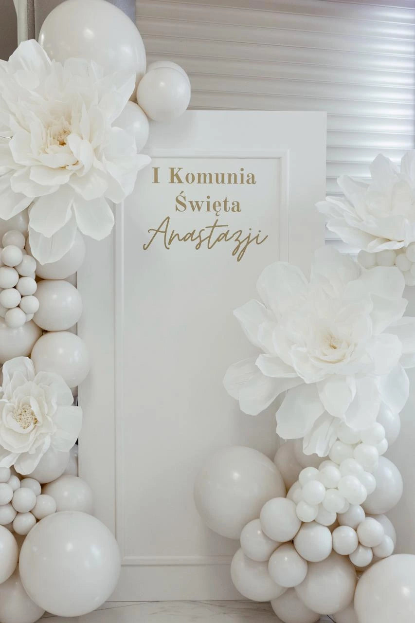 Mur de décoration avec moulures S13