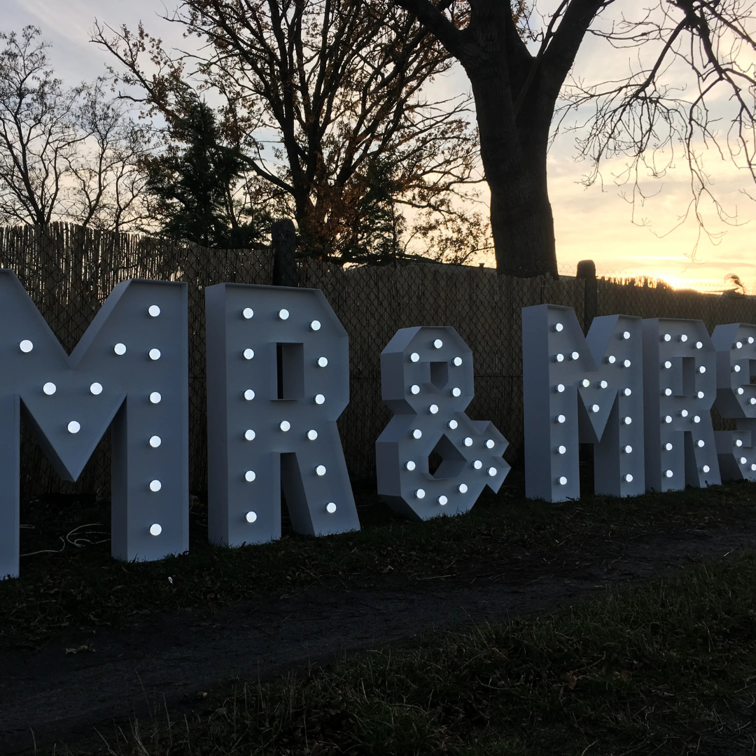 Lettere e numeri LED