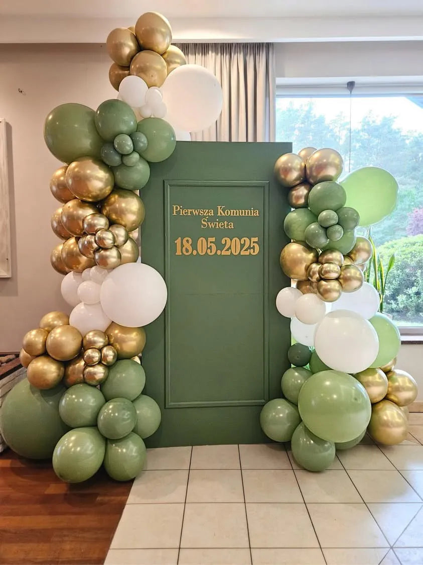  Mur de décoration avec moulures S13