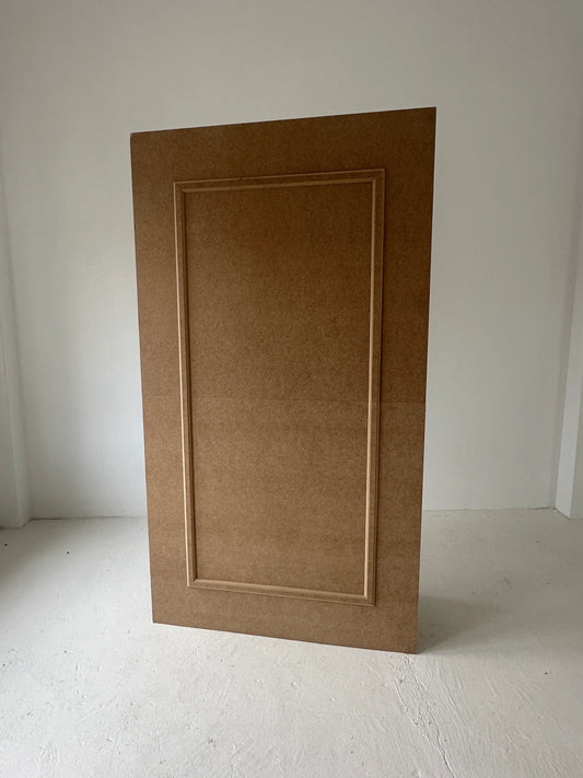 Dekorative Wand mit Stuck S13